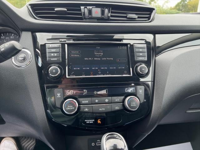 2022 Nissan Rogue Sport SL