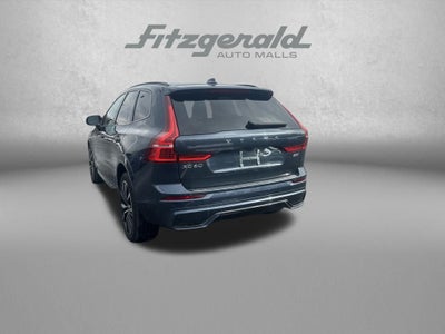 2024 Volvo XC60 B5 Plus Dark Theme