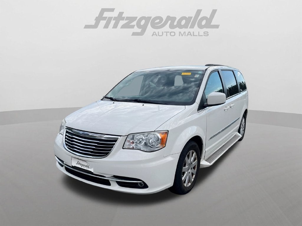 2013 Chrysler Town & Country Touring