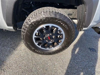 2025 Toyota Tacoma TRD Off-Road