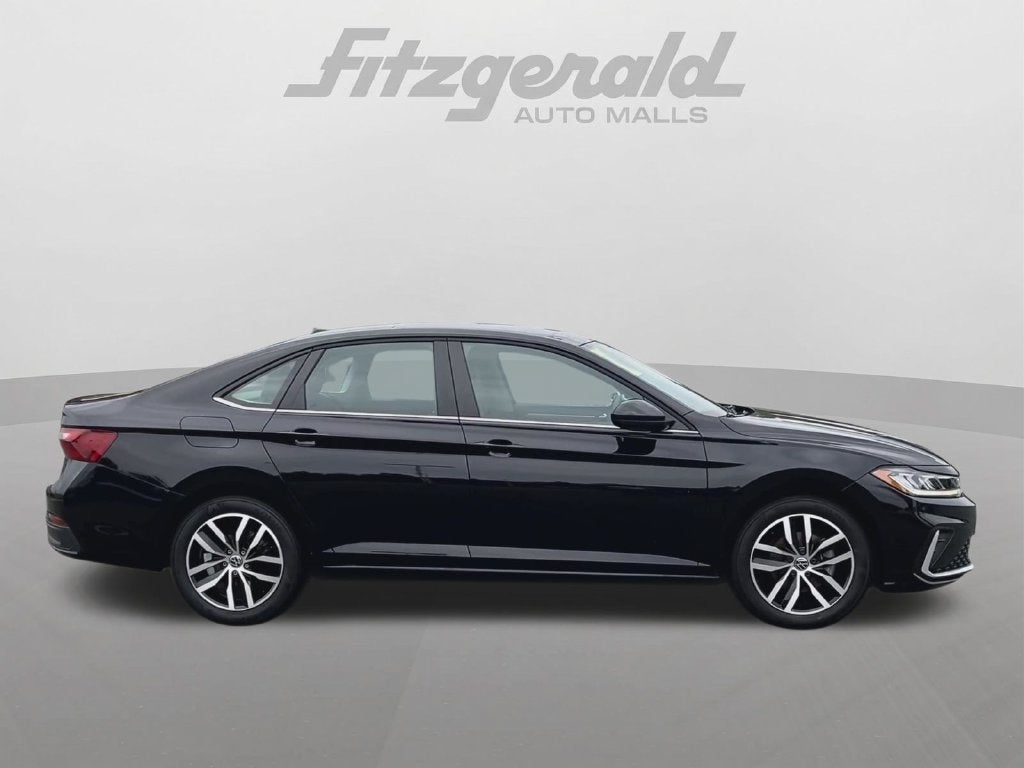 2025 Volkswagen Jetta 1.5T SE
