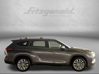 2023 Toyota Highlander Platinum