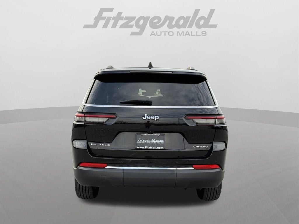 2023 Jeep Grand Cherokee L Laredo 4x4