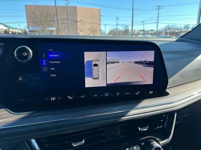 2025 Chevrolet Suburban LT