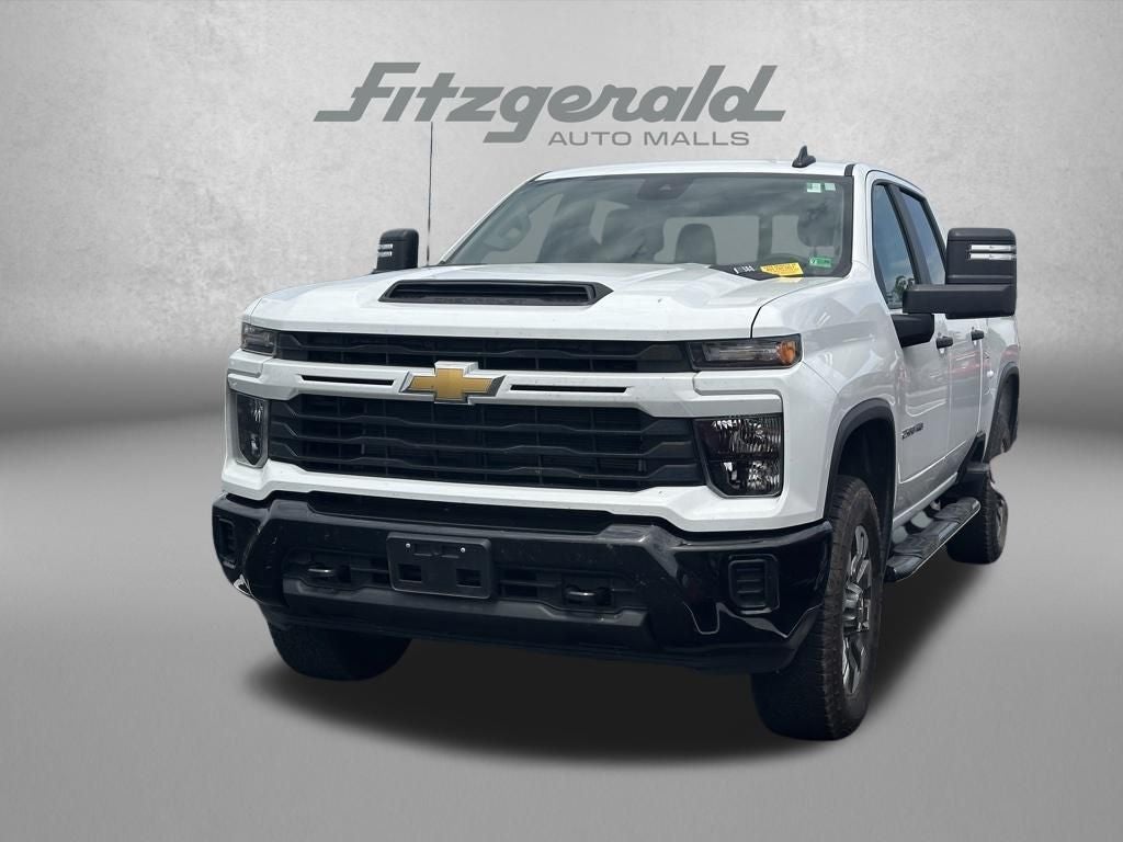 2025 Chevrolet Silverado 2500HD 4WD Crew Cab Standard Bed Custom