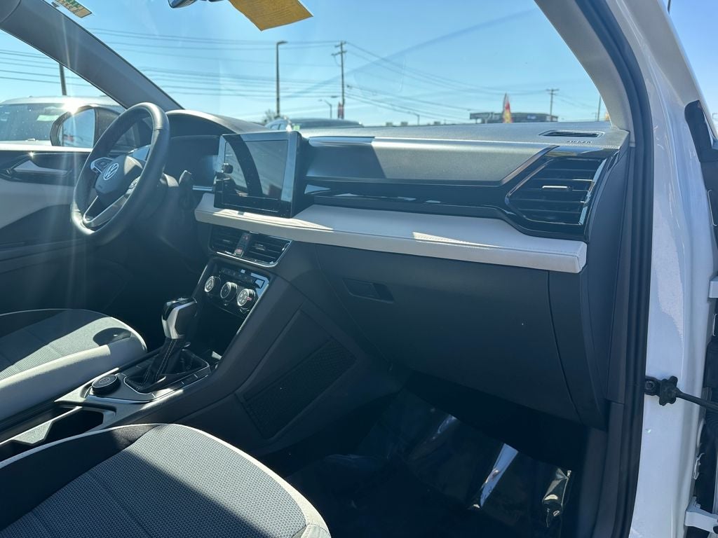 2025 Volkswagen Taos 1.5T S