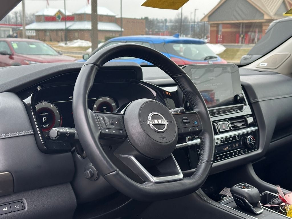 2023 Nissan Pathfinder Platinum 4WD