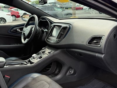 2016 Chrysler 200 S