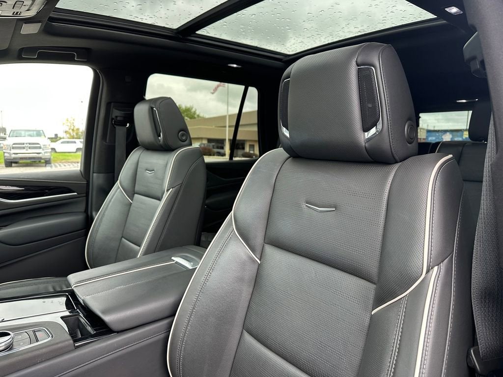 2024 Cadillac Escalade Sport