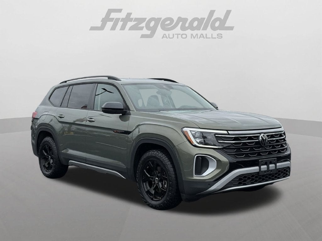 2024 Volkswagen Atlas Peak Edition