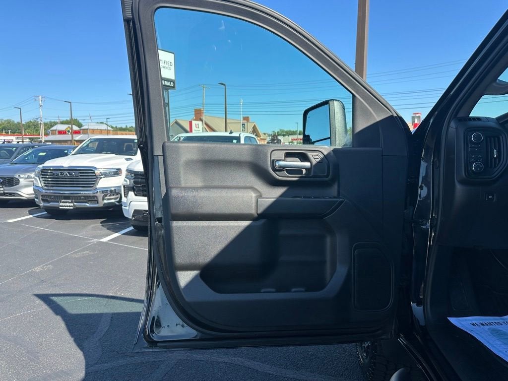 2025 Chevrolet Silverado 2500 HD Custom