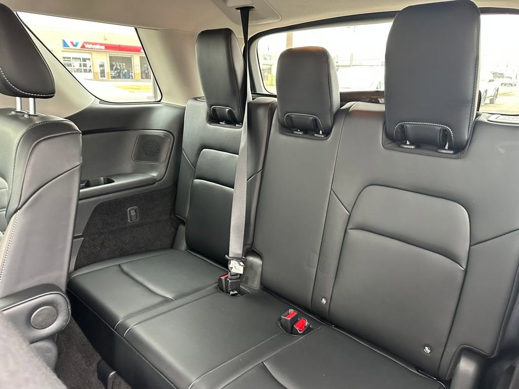 2023 Nissan Pathfinder Platinum 4WD