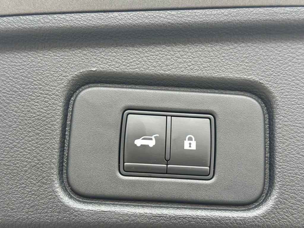 2023 Nissan Pathfinder Platinum 4WD