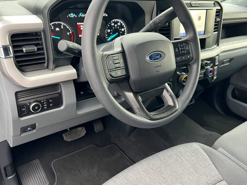 2025 Ford Super Duty F-250 SRW XL