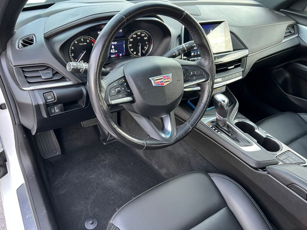 2023 Cadillac CT4 Luxury