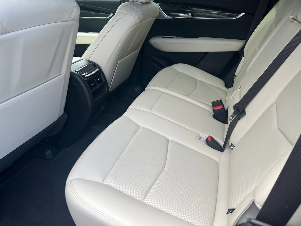 2022 Cadillac XT5 AWD Sport