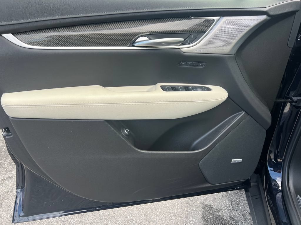 2022 Cadillac XT5 AWD Sport