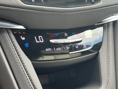2022 Cadillac XT5 AWD Sport