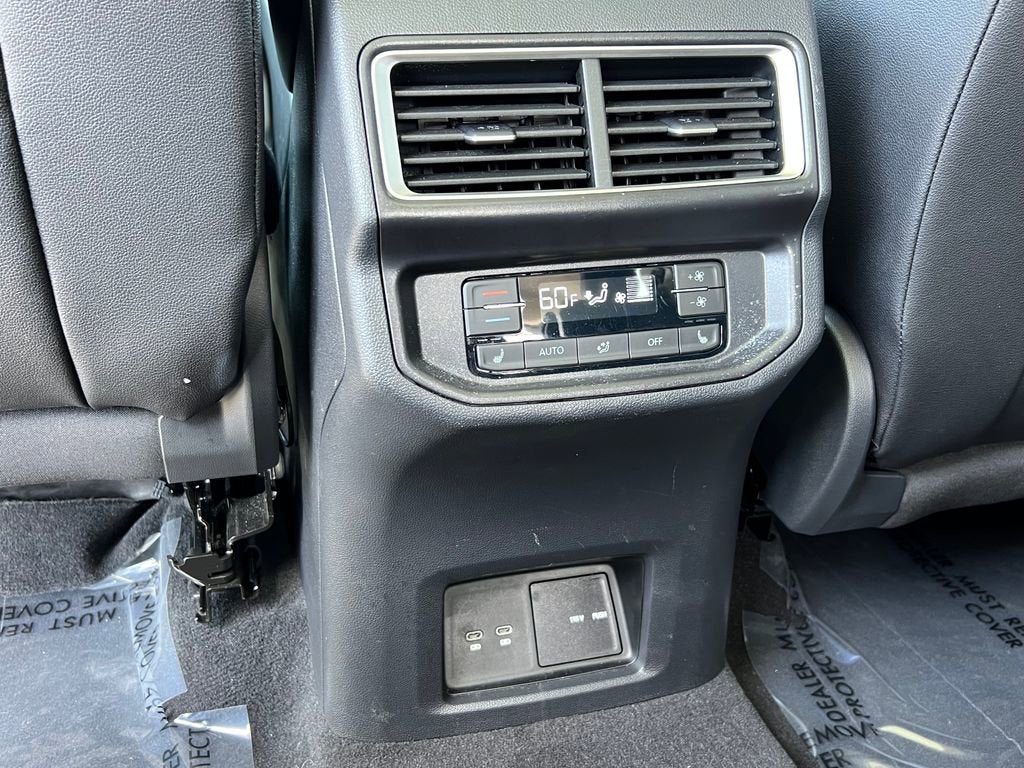 2025 Volkswagen Atlas 2.0T SEL