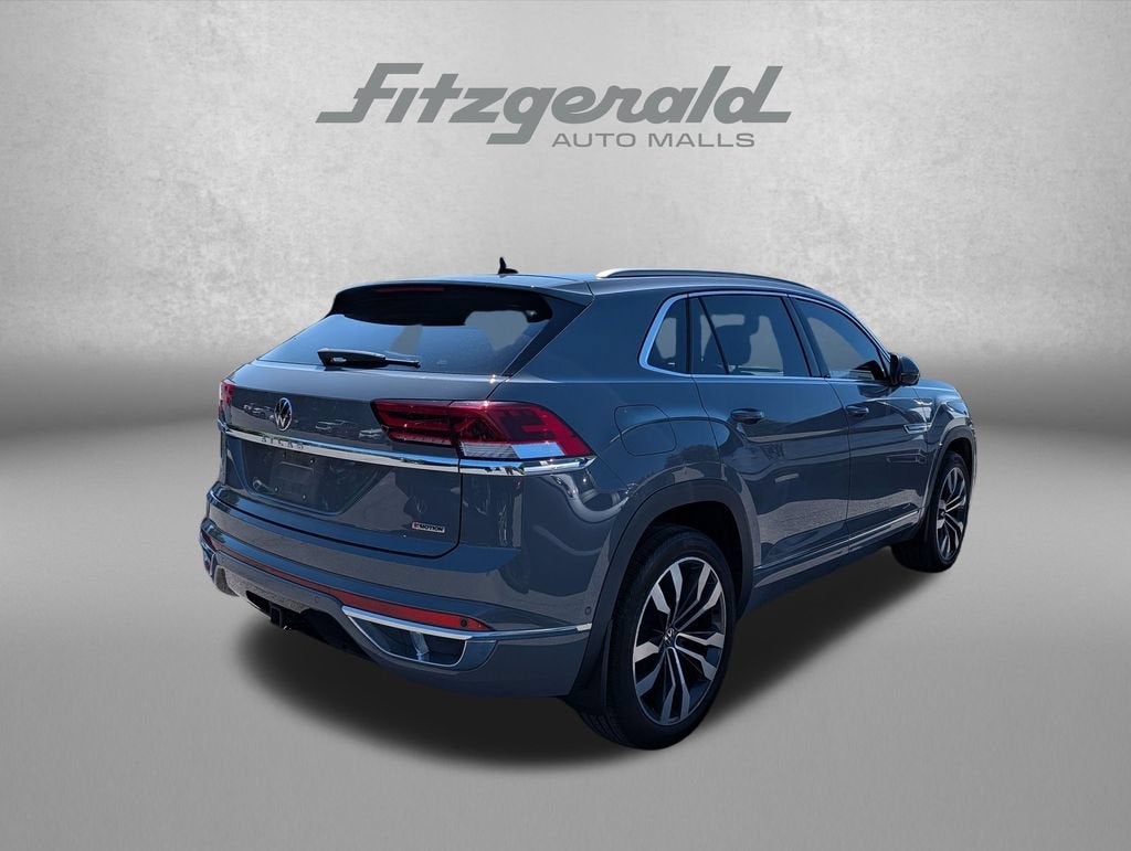 2022 Volkswagen Atlas Cross Sport 3.6L V6 SEL Premium R-Line