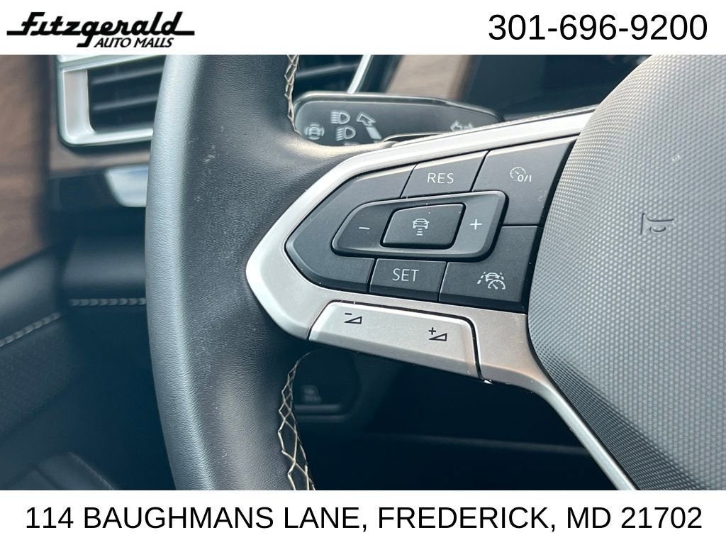 2025 Volkswagen Atlas 2.0T SE w/Technology