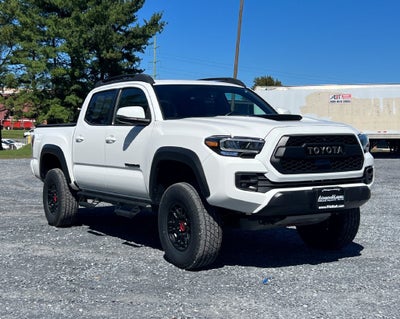 2022 Toyota Tacoma 4WD SR