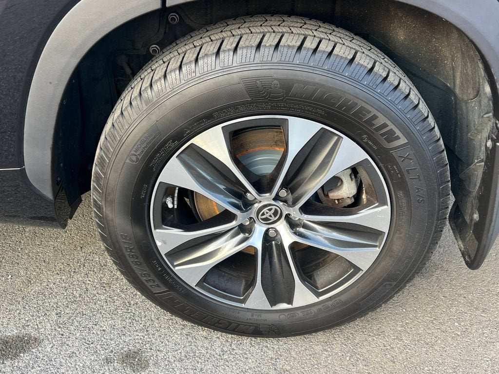 2020 Toyota Highlander Hybrid XLE