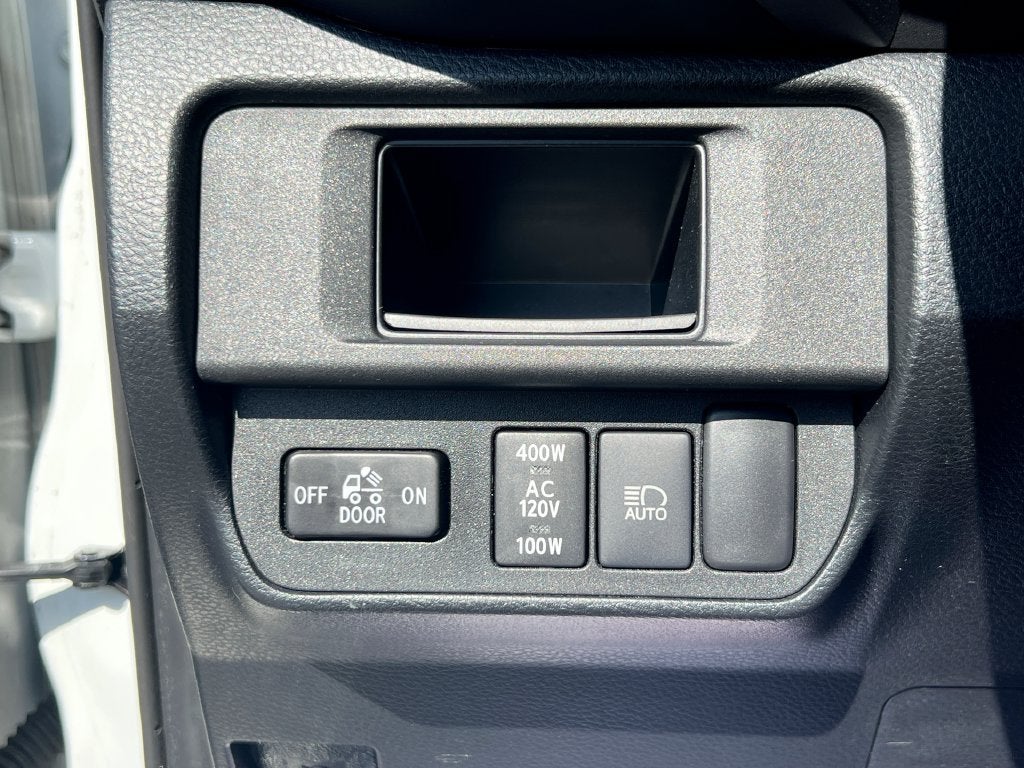 2019 Toyota Tacoma 4WD SR