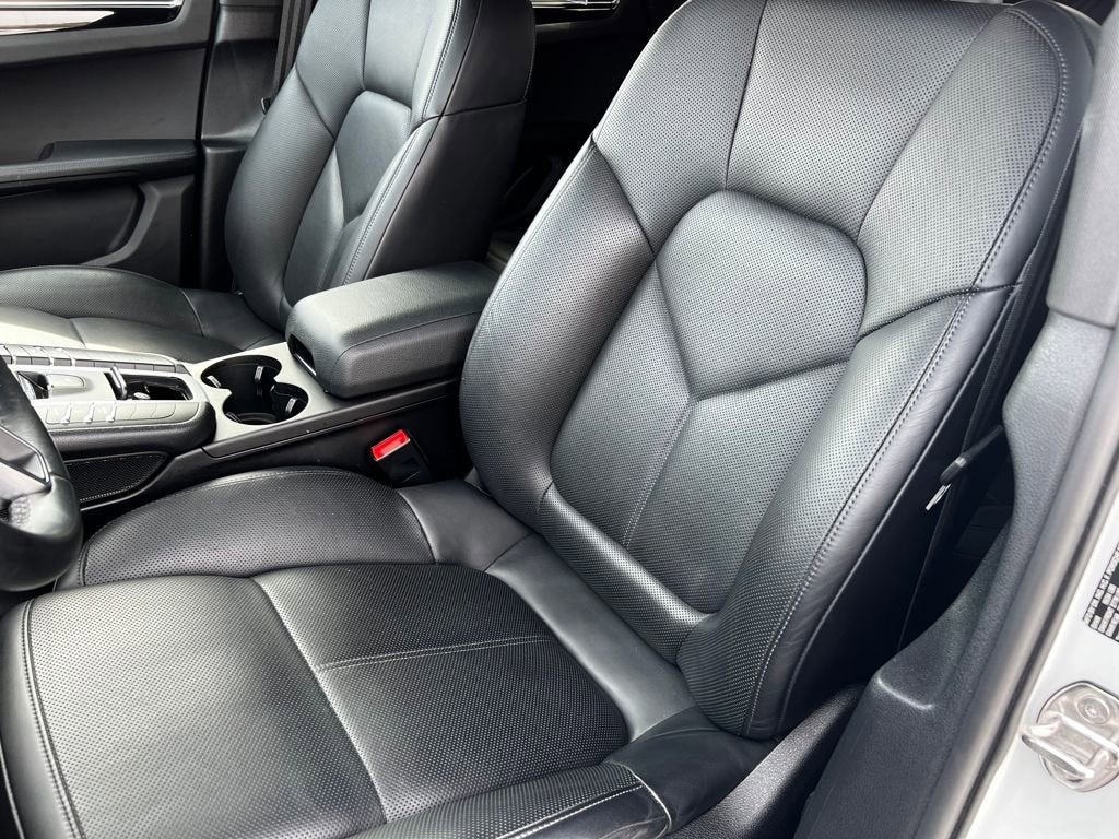 2020 Porsche Macan 4DR AWD