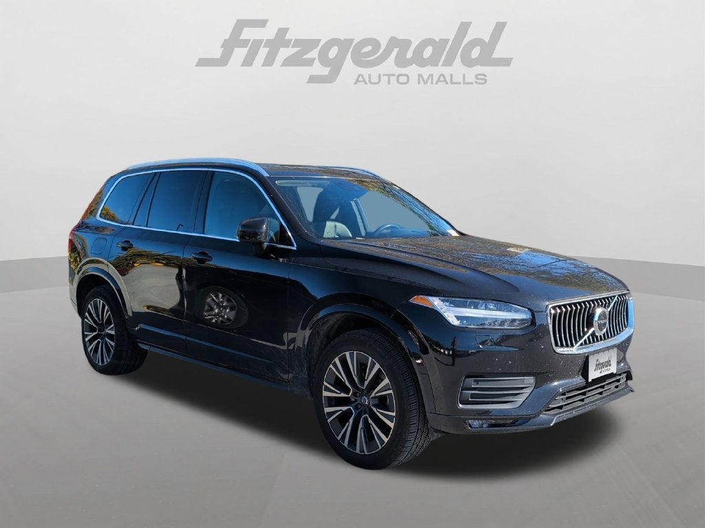2022 Volvo XC90 Momentum