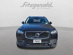 2022 Volvo XC90 Momentum