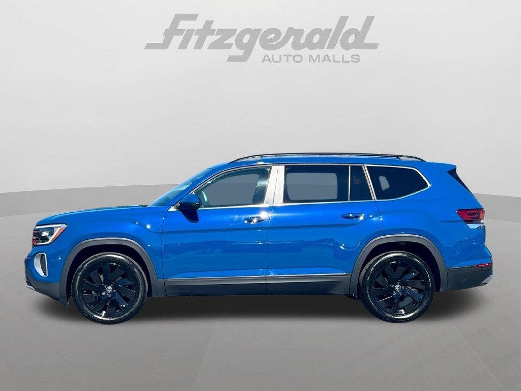 2025 Volkswagen Atlas 2.0T SE w/Technology