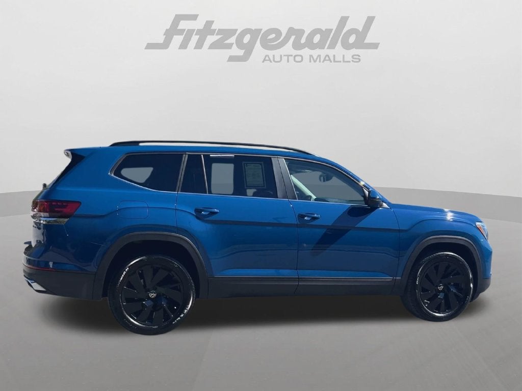 2025 Volkswagen Atlas 2.0T SE w/Technology