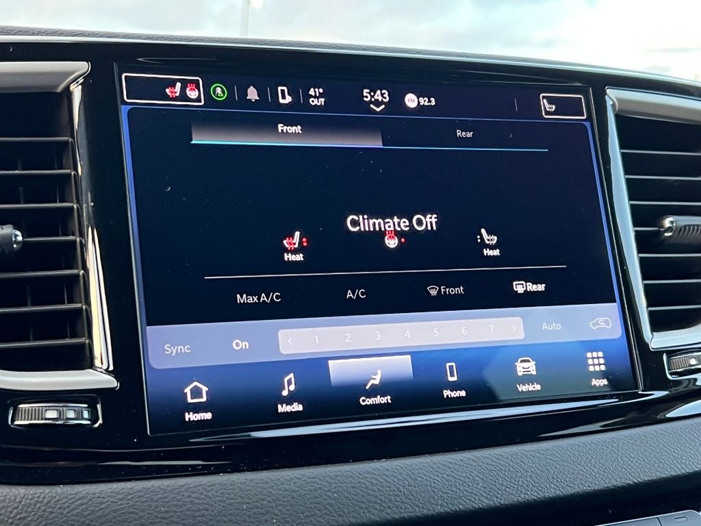 2024 Chrysler Pacifica Touring L