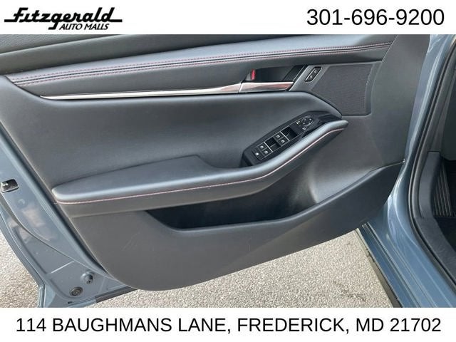 2025 Mazda Mazda3 Sedan 2.5 S Carbon Edition