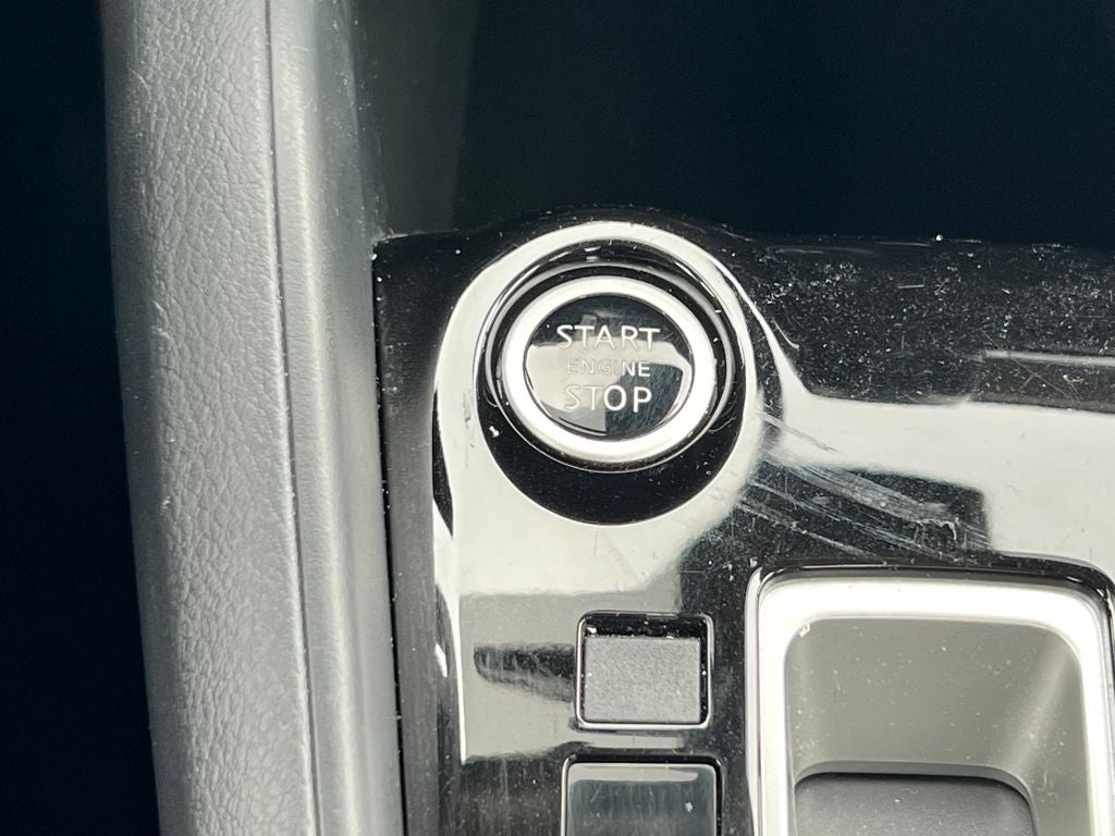 2020 Nissan Versa SV