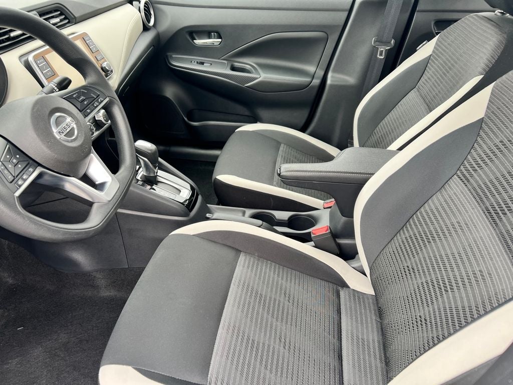 2020 Nissan Versa SV