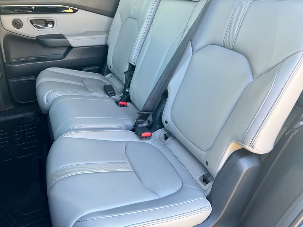 2023 Honda Pilot EX-L 8 Passenger