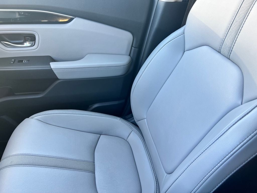 2023 Honda Pilot EX-L 8 Passenger