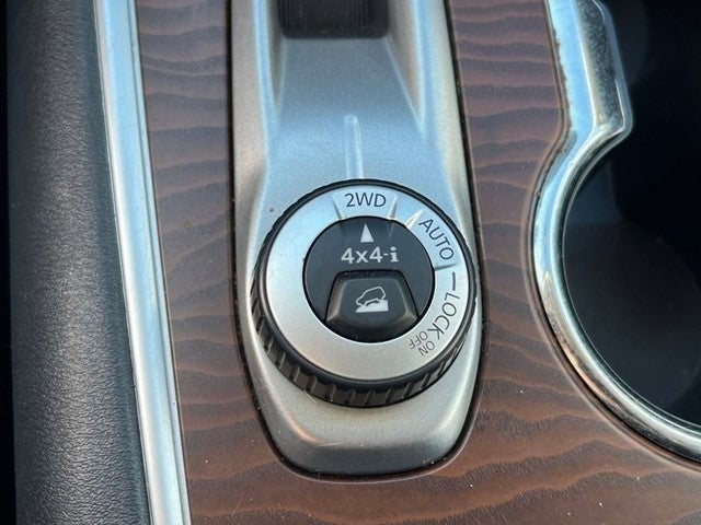 2020 Nissan Pathfinder Platinum