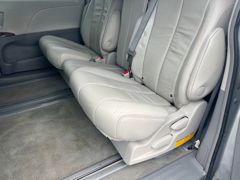 2014 Toyota Sienna XLE
