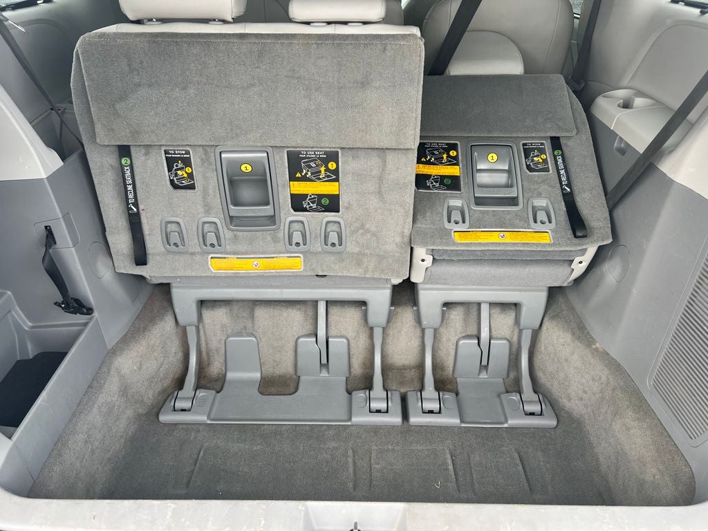 2014 Toyota Sienna XLE
