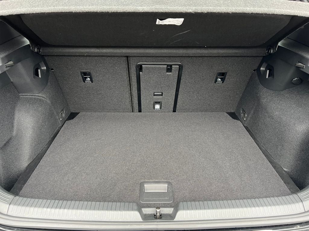 2024 Volkswagen Golf GTI 380 SE