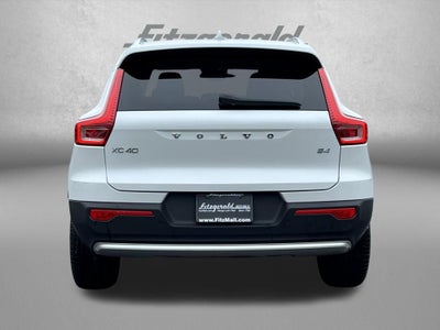 2023 Volvo XC40 Plus Bright Theme