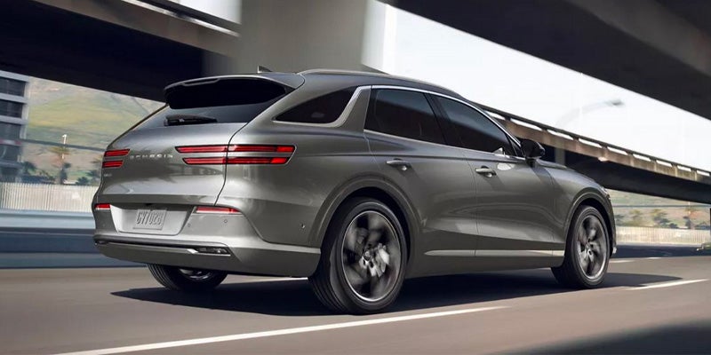 Back view of Genesis G70.